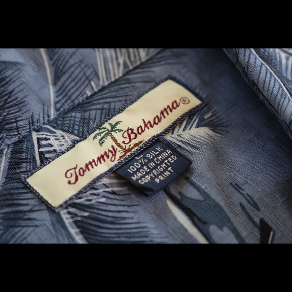 Tommy Bahama silk shirt - Picture 3 of 3